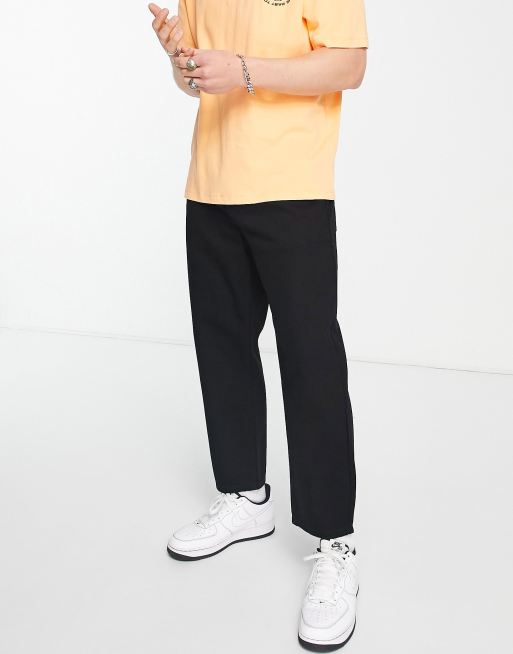Farah - Hawtin - Cropped jeans met toelopende pasvorm in zwart 
