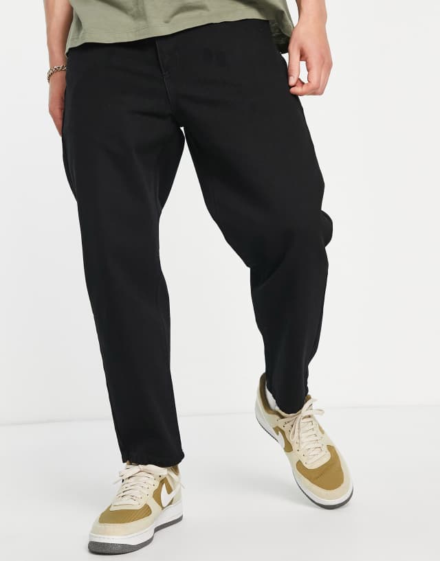 Farah Hawtin tapered cropped denim jean in black