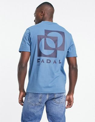 Farah Head back graphic t-shirt in blue