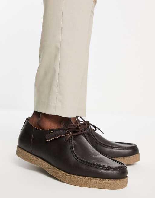 Farah - Leren veterschoenen in bruin