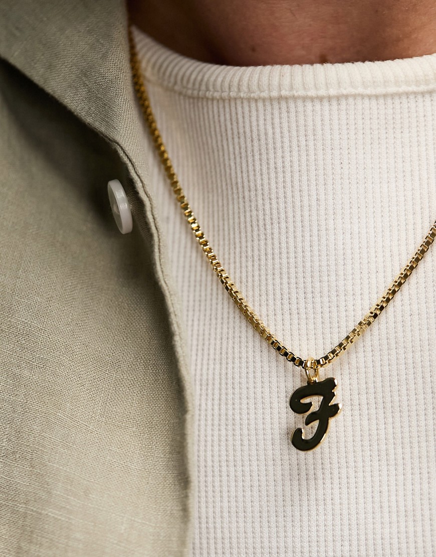 Farah Logo Chain Necklace In Gold