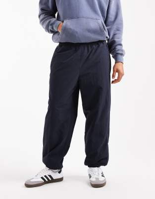 Farah Mossley Joggers In Blue