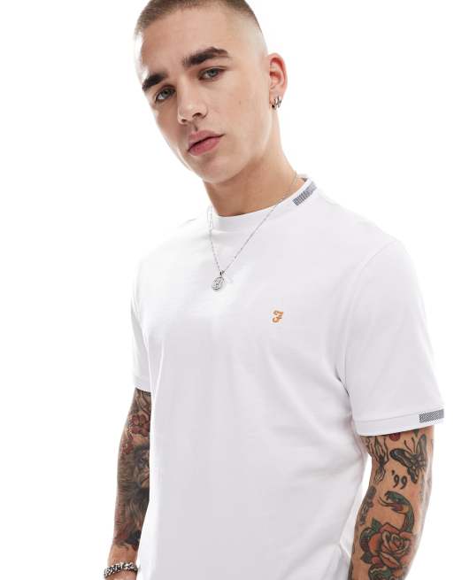 Farah – Northleigh – T-Shirt in Weiß mit Jacquard-Bündchen