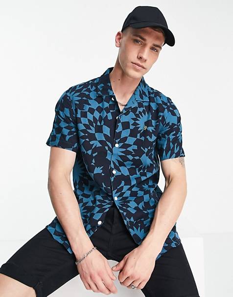 ASOS Herren Kleidung Tops & Shirts Shirts Kurze Ärmel Premium revere shirt with landscape palm print 
