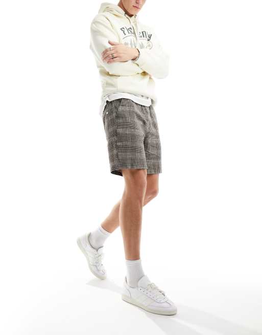 Farah Redwald check shorts in brown, 2 of 5