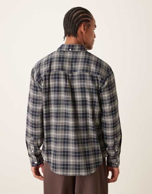 Farah – Sands – Langärmliges, kariertes Flanellhemd in Marineblau mit Logo, 3 von 5