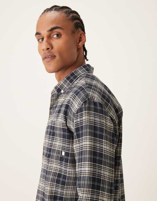Farah – Sands – Langärmliges, kariertes Flanellhemd in Marineblau mit Logo, 4 von 5