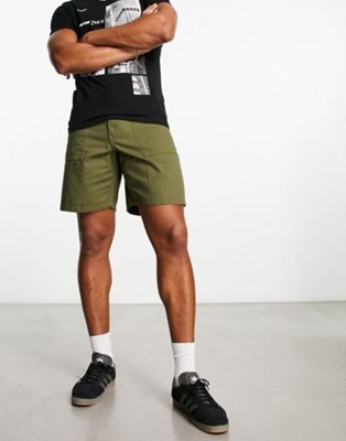 Farah Sepel twill shorts in vintage green - ASOS Price Checker