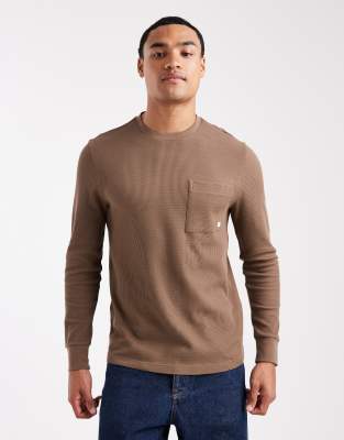 Farah Spence long sleeve t-shirt in brown - BROWN