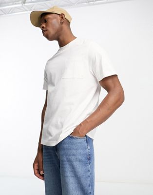Stacy pocket T-shirt in white