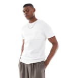[Farah] Farah Stacy pocket t-shirt in white S White