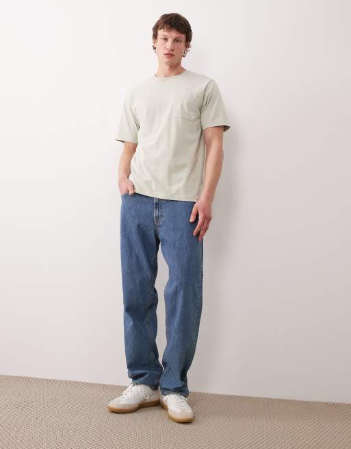 Farah Stacy short sleeve garment dye pocket logo T-shirt in green, 2 of 5