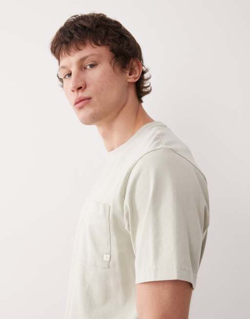 Farah Stacy short sleeve garment dye pocket logo T-shirt in green, 4 of 5