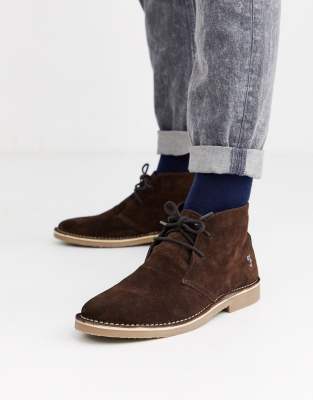 brown suede desert boot