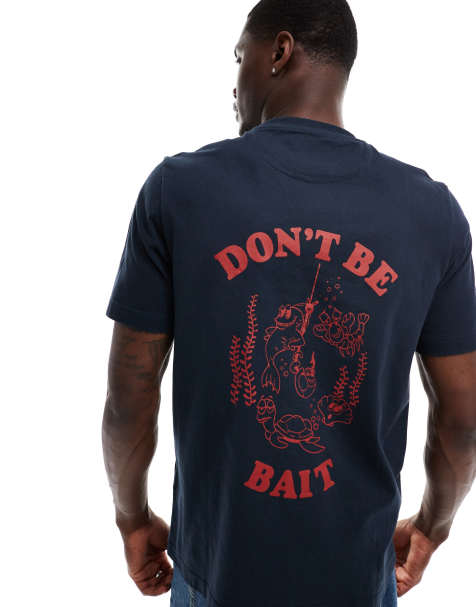 Farah – T-Shirt in Marineblau mit Grafikprint auf dem Rücken - view 1