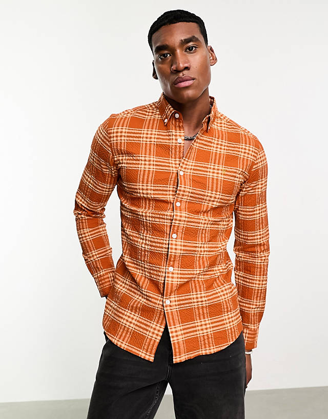 Farah - wailer textured check long sleeve shirt in burnt dark orange