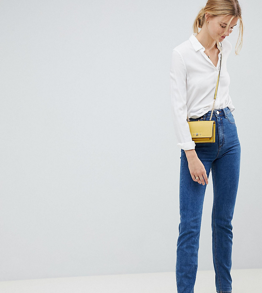 Farleigh blå højtaljede 80'er jeans i smal pasform fremstillet af genanvendte materialer fra ASOS DESIGN Tall