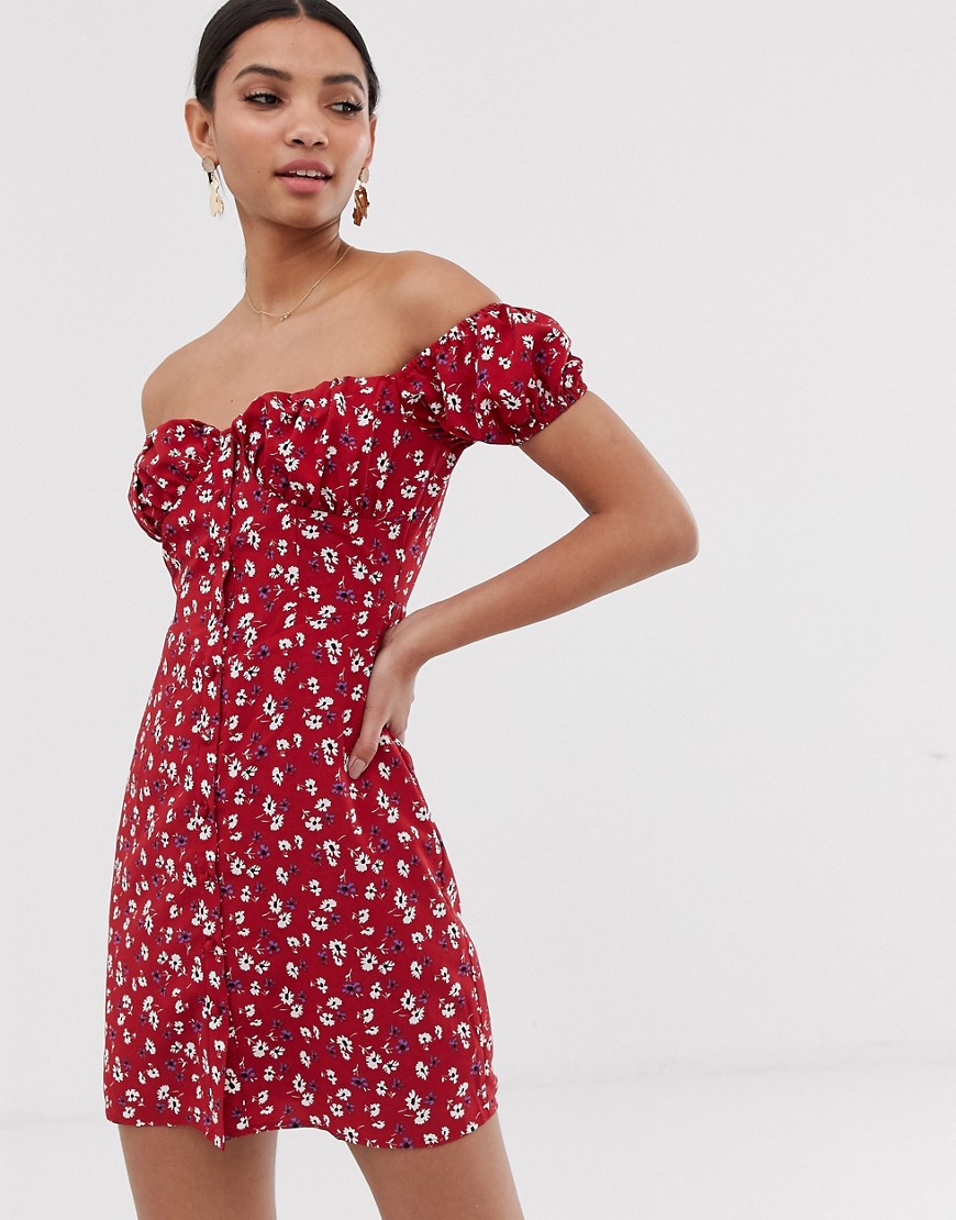 Fashion Union - Korte bardot-jurk met ruches en bloemenprint-Rood