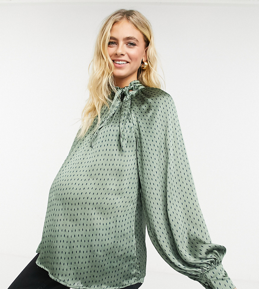 Fashion Union Maternity pussybow relaxed blouse with puff sleeves in diamond spot-Green