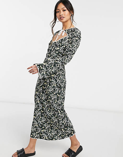 Dresses Fashion Union midi dress with keyhole and contrast piping in ditsy floral 