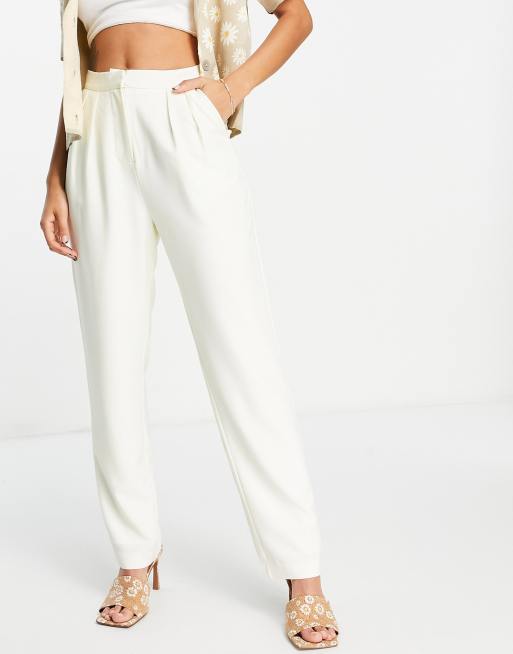 Fashion Union - Pantaloni a vita alta con pieghe frontali in coordinato