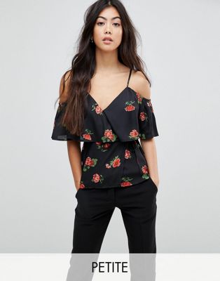 Fashion Union Petite - Schouderloze cami-top met overslag met roze bloemenprint-Zwart