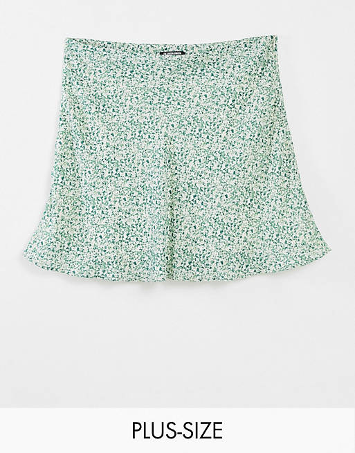 Fashion Union Plus flippy mini skirt in mint floral