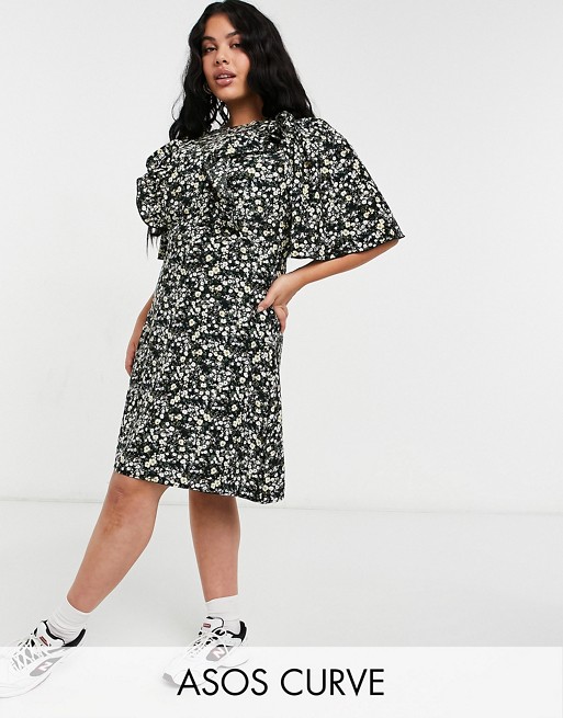 Fashion Union Plus mini dress with ruffle sleeve in ditsy floral