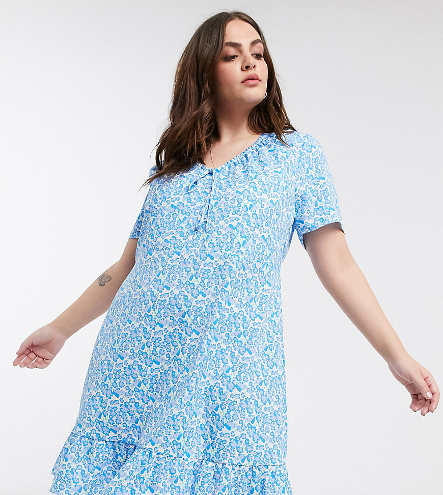 Fashion Union Plus - Mini-jurk met gevlekte bloemenprint-Multi