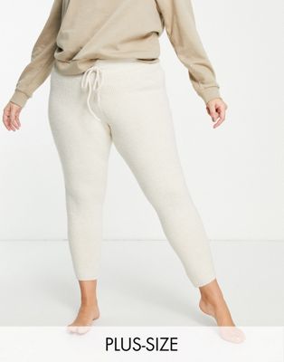 Fashion Union Plus relaxed knitted joggers co-ord