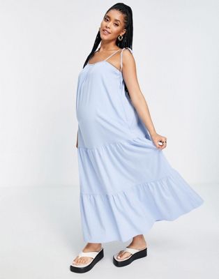 Robes Fashion Union - Robe longue de maternité à effet étagé - Bleu ciel