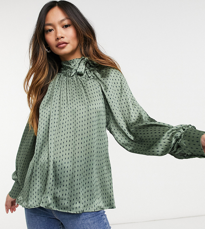 Fashion Union - Ruimvallende blouse met gestrikte hals, pofmouwen en ruitvormige stip-Groen