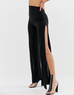 Fashionkilla - Broek met wijde pijp en split in zwart | ASOS
