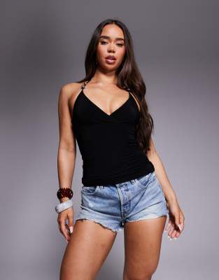 Fashionkilla - Exklusiv - Anschmiegsames, doppellagiges, figurbetontes Camisole in Schwarz mit Neckholder und Perlen-Det...