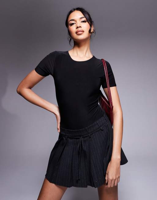 Fashionkilla - Stram sort T-shirt-bodystocking med forgivende effekt og dobbeltlag - Kun hos ASOS 