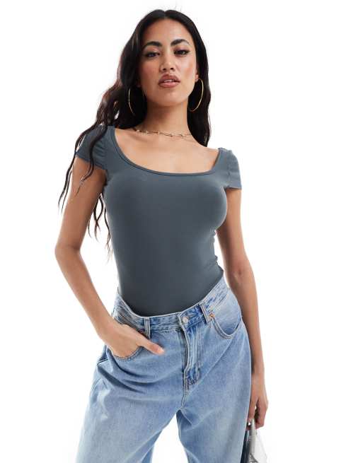 Fashionkilla – Superweicher Body in Anthrazit mit Flügelärmeln und eckigem Ausschnitt