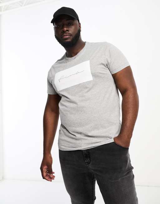 Fcuk Plus - T-shirt met krabbellogo in lichtgrijs