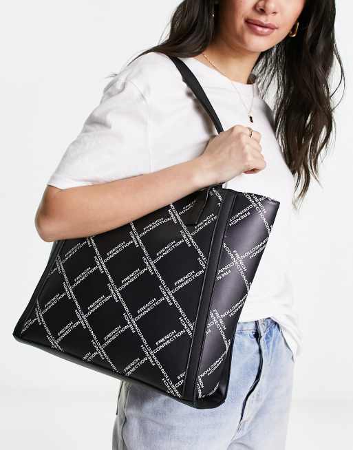 FCUK - Tote tas met herhaalde logoprint in zwart met wit