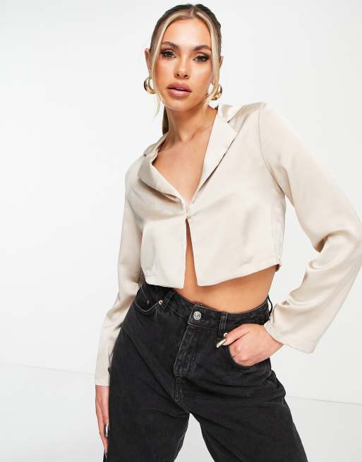 Femme Luxe – Beige skjorta i satin med spänne, 4 av 4