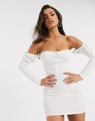 white off shoulder puff sleeve dress
