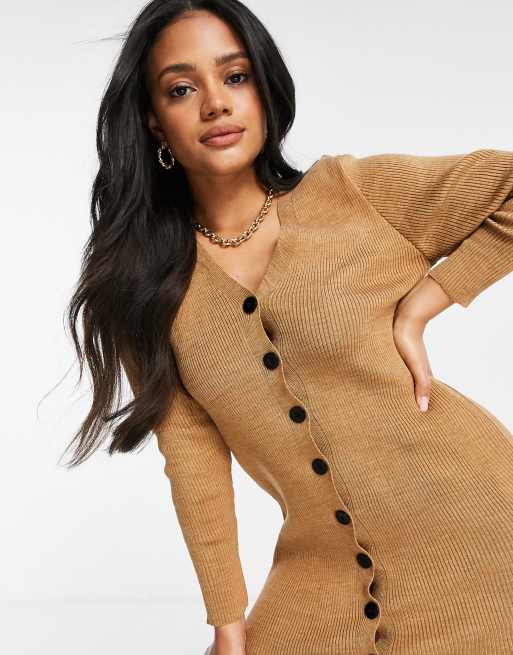 Femme Luxe - Vestito corto in maglia cammello con bottoni, 3 di 4