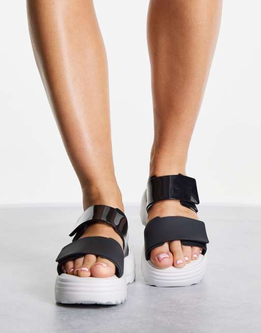 Fila best sale strap sandals