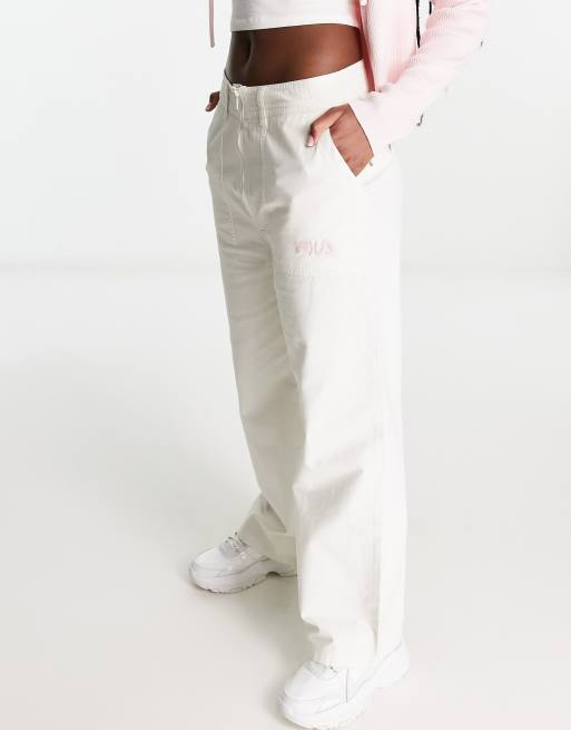 https://images.asos-media.com/products/fila-contrast-stitching-cargo-pants-in-white/204517939-1-white?$n_640w$&wid=513&fit=constrain