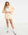Thumbnail 4 van 4
