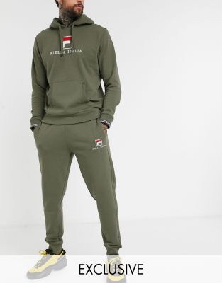 Fila Deno Essential jogger in khaki exclusive at ASOS-Green