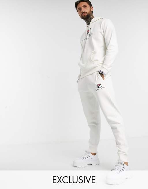 Fila – Essential – Trainingsanzug in Creme, exklusiv bei ASOS, 3 von 3