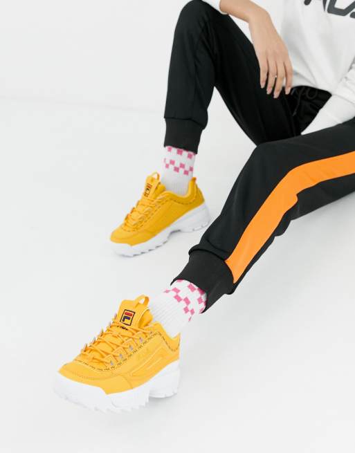 Fila – Disruptor 2 – Hochwertige gelbe Sneaker mit Logo-Applikation ... Fila – Disruptor 2 – Hochwertige gelbe Sneaker mit Logo-Applikation ...