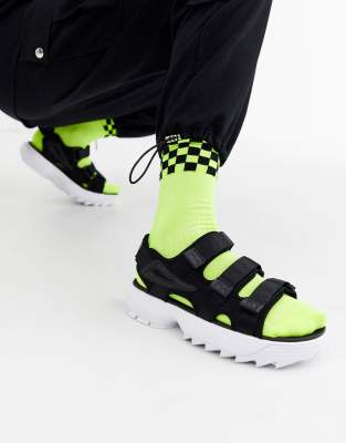 fila disruptor sandals outfit