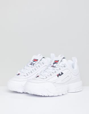 white fila trainers size 4