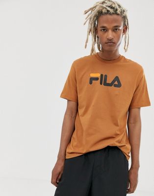 Fila – Eagle – Branfärgad t-shirt med logga-Guldbrun